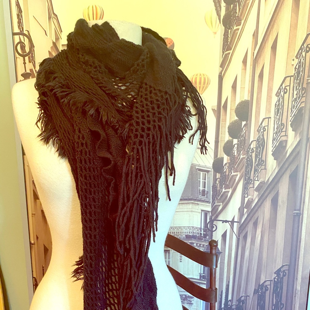 Black soft neck wrap